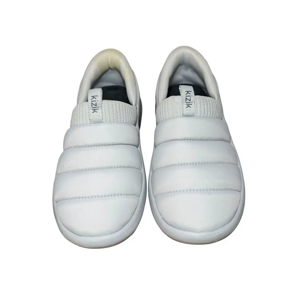 Kizik Men's White Slip-On Loafers size 7 women’s 8.5